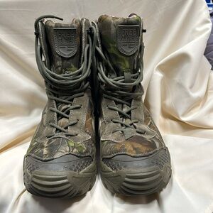 Free soldier, limited, edition, camouflage, boots, size 9 in good condition.